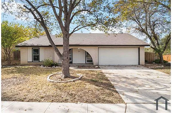Building Photo - 12501 Enchanted Oaks St