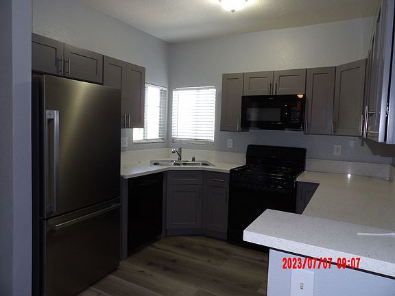 4th image of 1830 N Buffalo Dr Unit 1086
