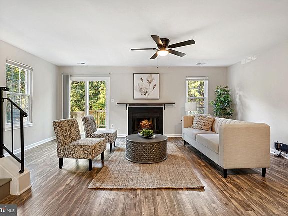 5th image of 16324 Taconic Cir