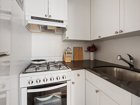 5th image of 288 Lexington Ave #Lh