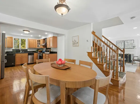 71 Burgess Ave, Westwood, MA 02090