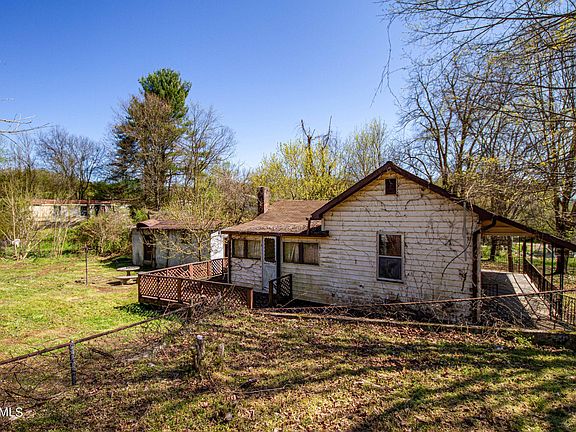 4th image of 3908 Old Knoxville Hwy