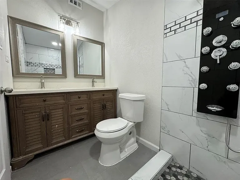309 S Louisiana Dr — Photo 5