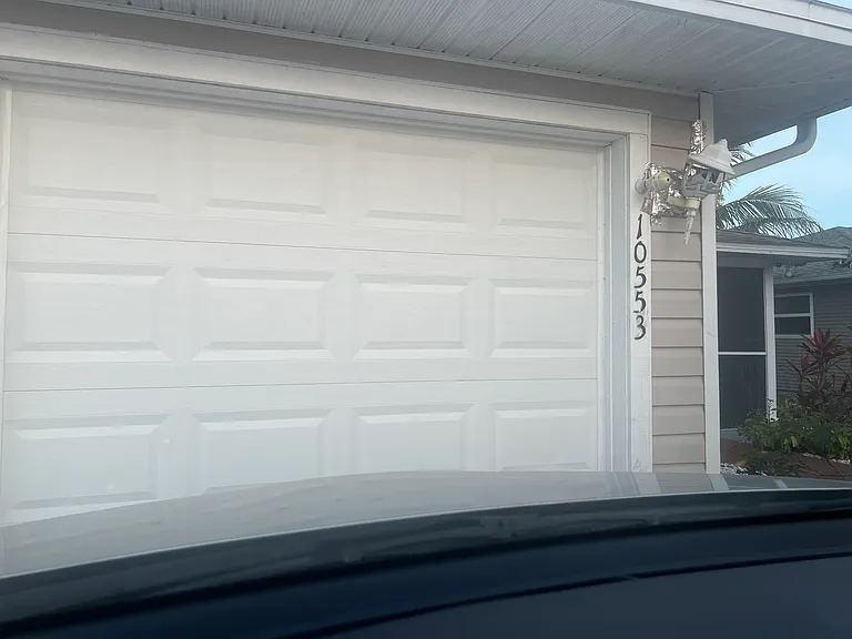 10553 Majestic Cir — Photo 11