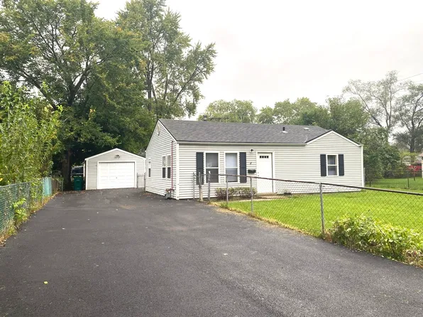 8 Luana Rd, Joliet, IL 60433