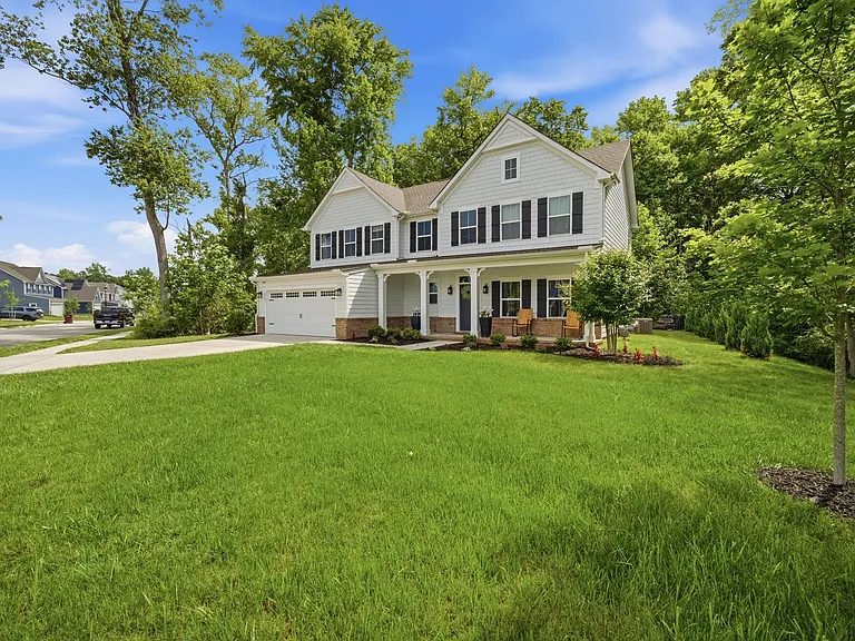 1741 Watershed Ct — Photo 3