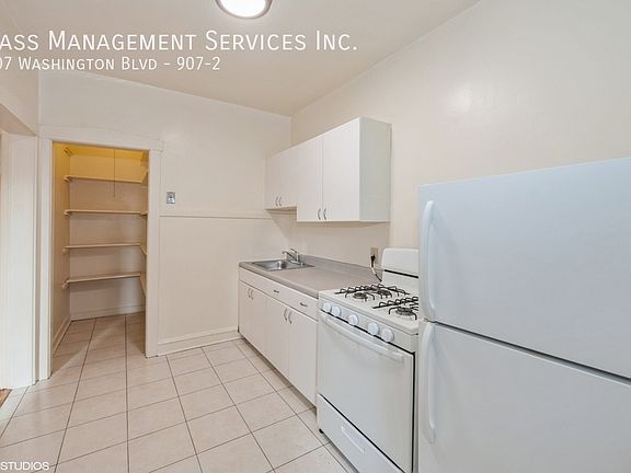 3rd image of 907 Washington Blvd APT 2