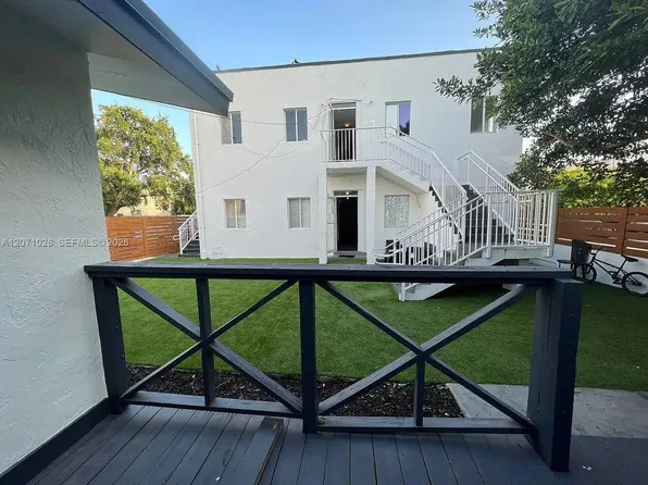 734 SW 4th St APT 2, Miami, FL 33130