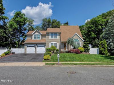 8 Shadow Ridge Court, Howell, NJ, 07731