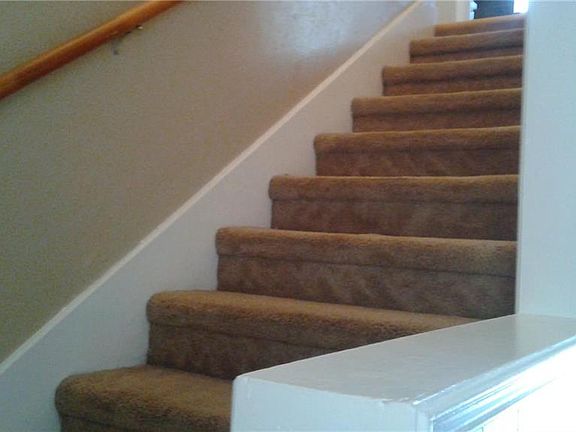 4th image of 5405 Kings Manor Dr