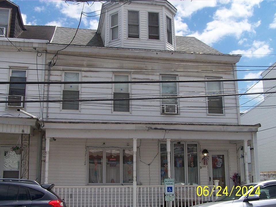 1st image of 108 E Pine St