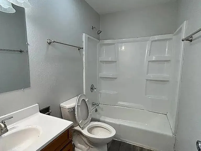 602 SE Grant St #6 — Photo 6