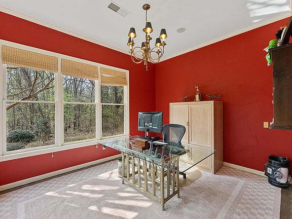 29th image of 3490 Yager Dr