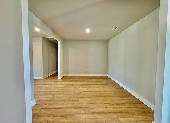 207 John Clift Cir — Photo 7