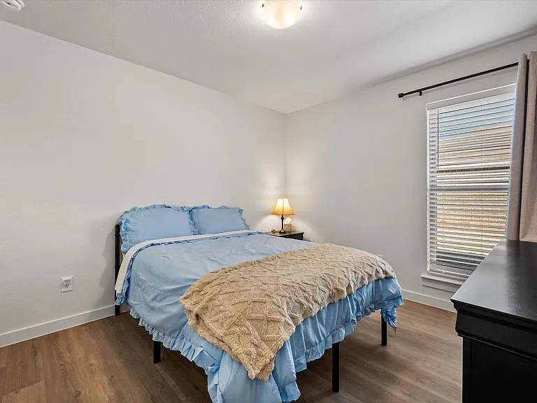 2156 Langford Ave — Photo 26
