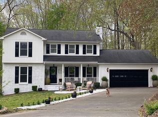 1450 Old Coach Rd, Kernersville, NC 27284