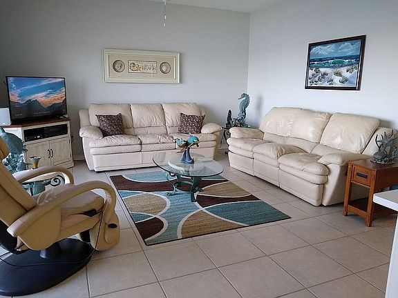 3rd image of 751 Pensacola Beach Blvd APT 3E
