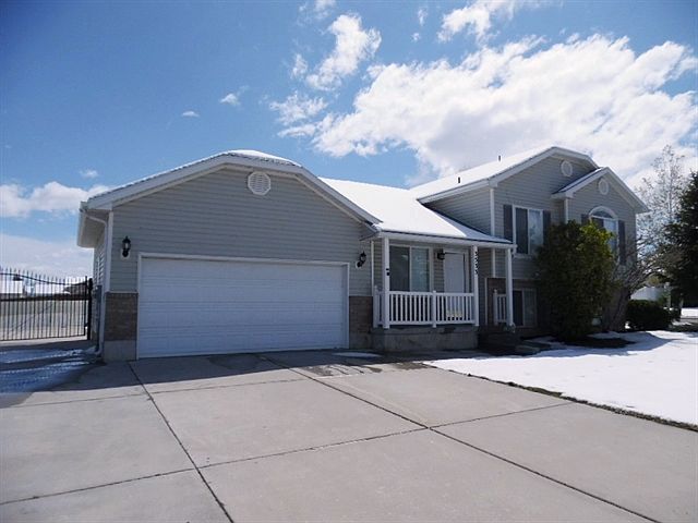 1st image of 3533 S Orchard Hills Way