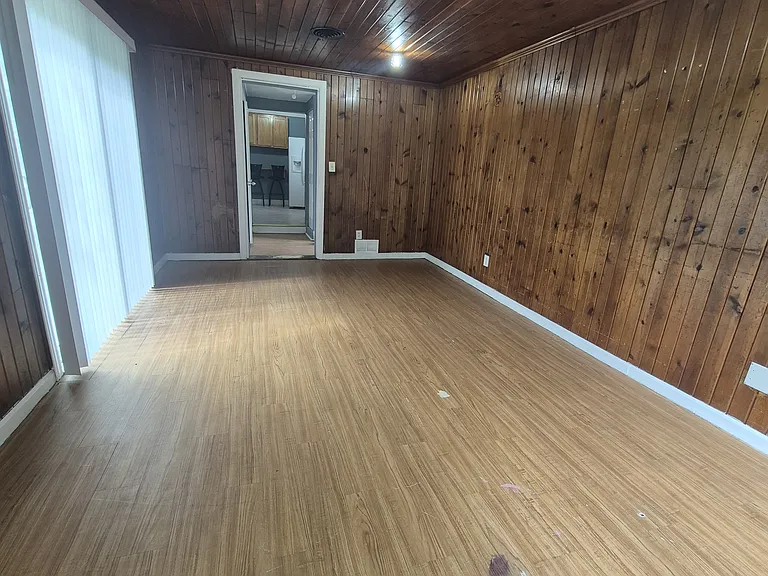 3634 Alvina Ave — Photo 5