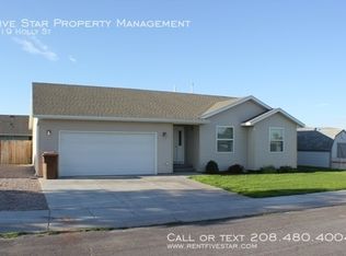 519 Holly St, Chubbuck, ID 83202
