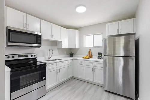 501 SE 23rd St #4 Photo 1 501 SE 23rd St #4 Photo 1