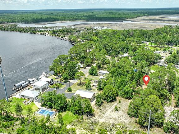 2nd image of 723 Three Rivers Rd