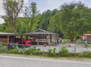 3007 Craft Colly Rd, Ermine, KY 41815