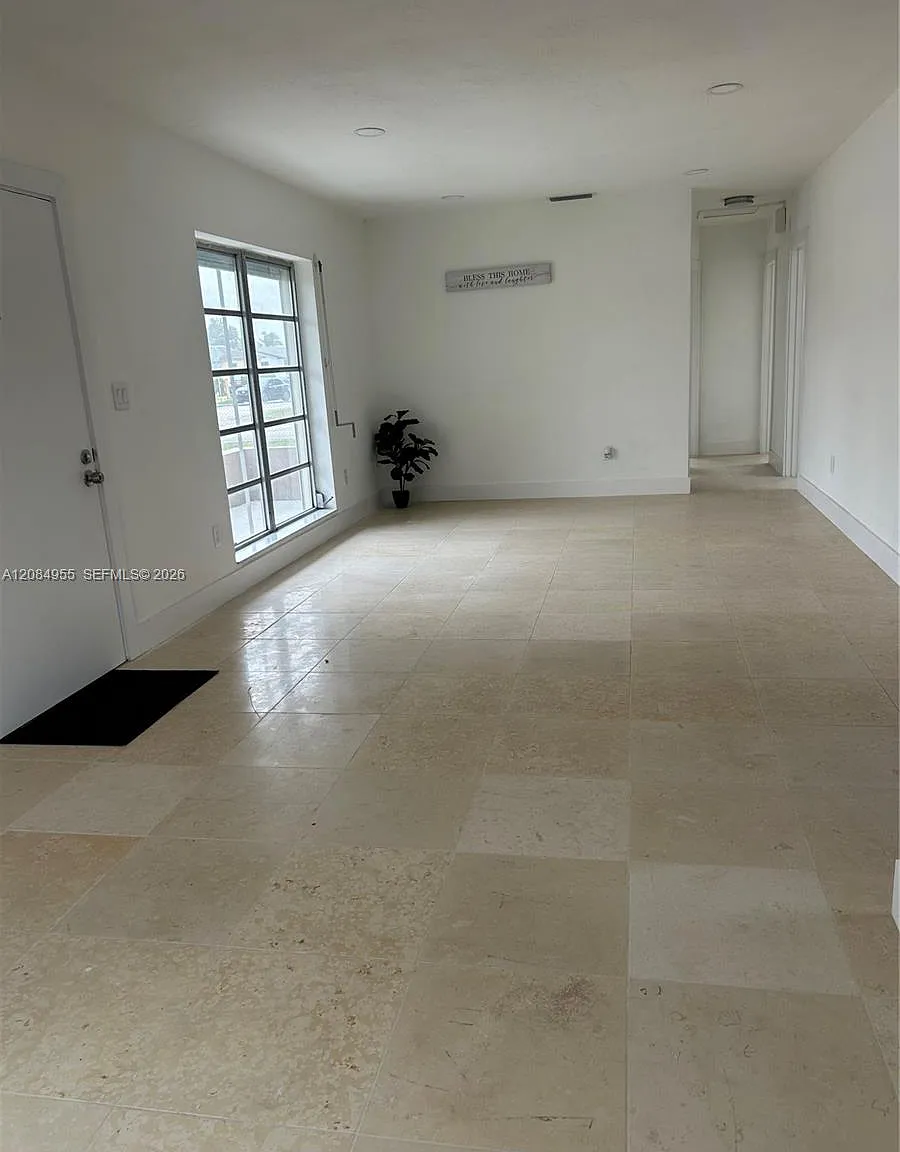 Leslie Estates Sec 9 — Photo 3