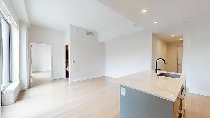 Rented by Bond New York | media 28