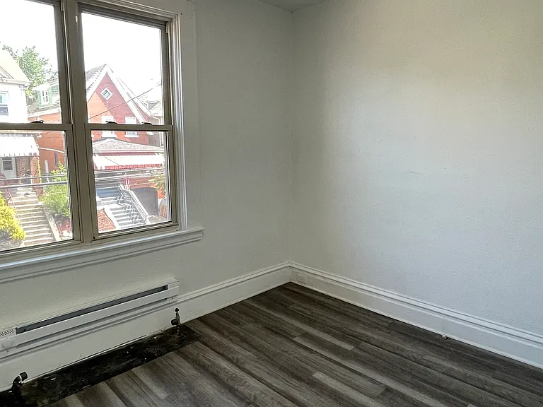 119 Margaret St — Photo 15