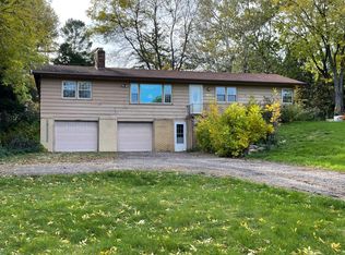 2720 Sandpiper Trl, Excelsior, MN 55331