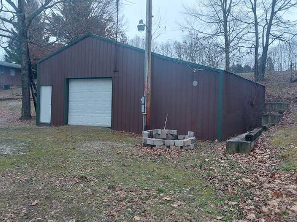 6204 W Newton Stewart Rd, Taswell, IN 47175