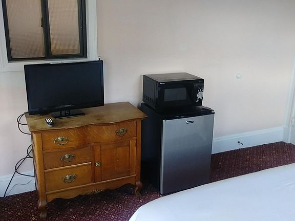 Mini Frige, Microwave in Room