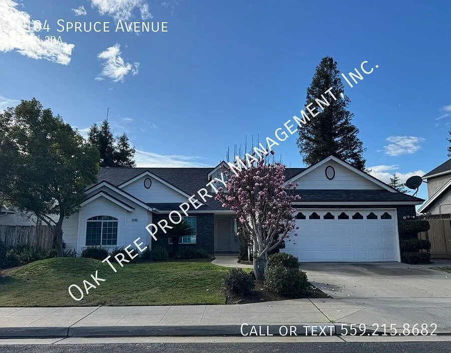 Building Photo - 2104 Spruce Ave