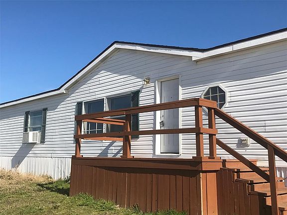 2nd image of 3300 Meadow Vista Cir