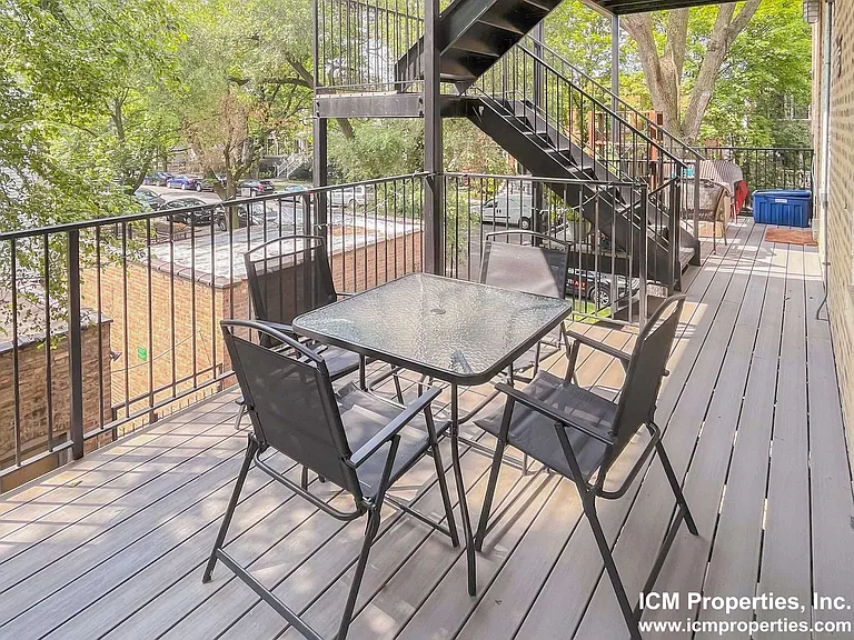 2950 N Racine Ave #1 — Photo 6