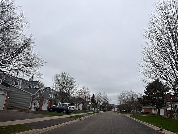 5th image of 718 Daybreak Ln