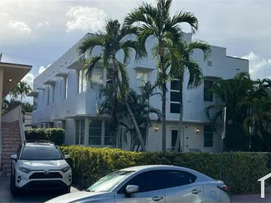 1 bed, 565 sqft, $2,600 — Photo 2