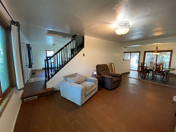 4th image of 124 Earl Rd
