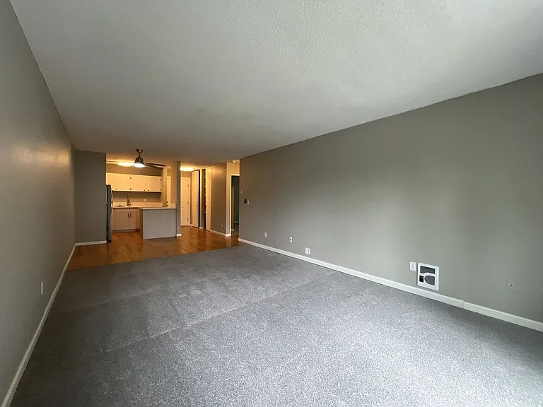 15827 NE Glisan St #12 — Photo 14