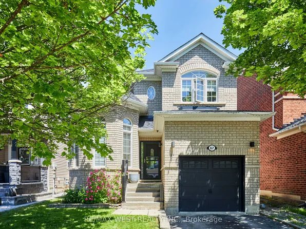 67 Kenilworth Cres, Whitby, ON L1M 2M7