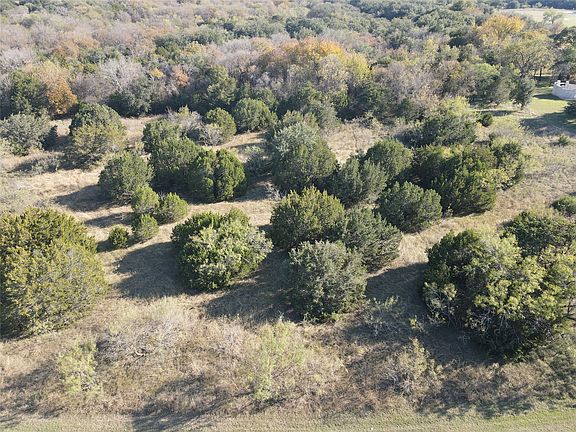 4th image of 1068 White Bluff Dr