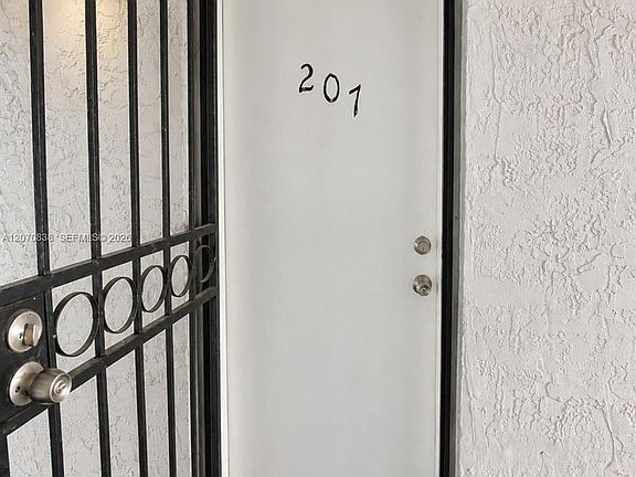 2nd image of 777 SW 9th Ave APT 207