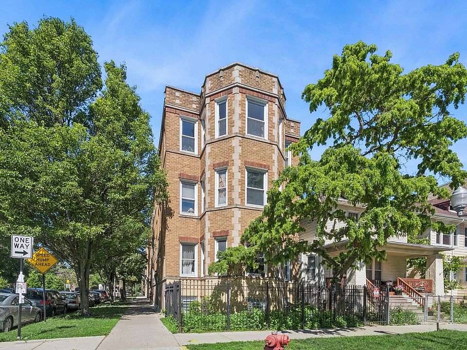 1st image of 3440 W Leland Ave APT 2