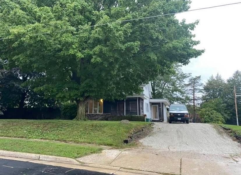 1114 high  1114 High St, Union Grove, WI 53182 | Zillow