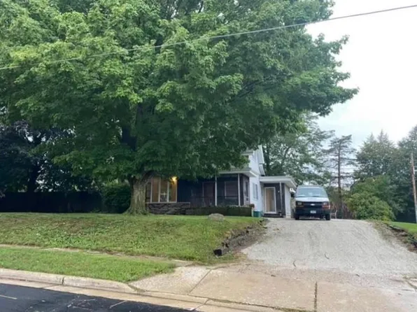 1114 High St, Union Grove, WI 53182