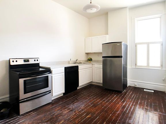 2nd image of 2 N 1st St APT B