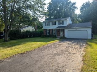 3226 Stony Point Rd, Grand Island, NY 14072