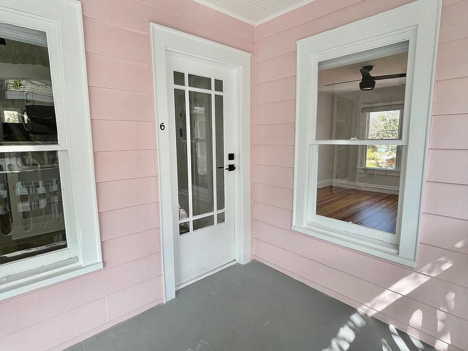 1st image of 1153 34th Ave N #6