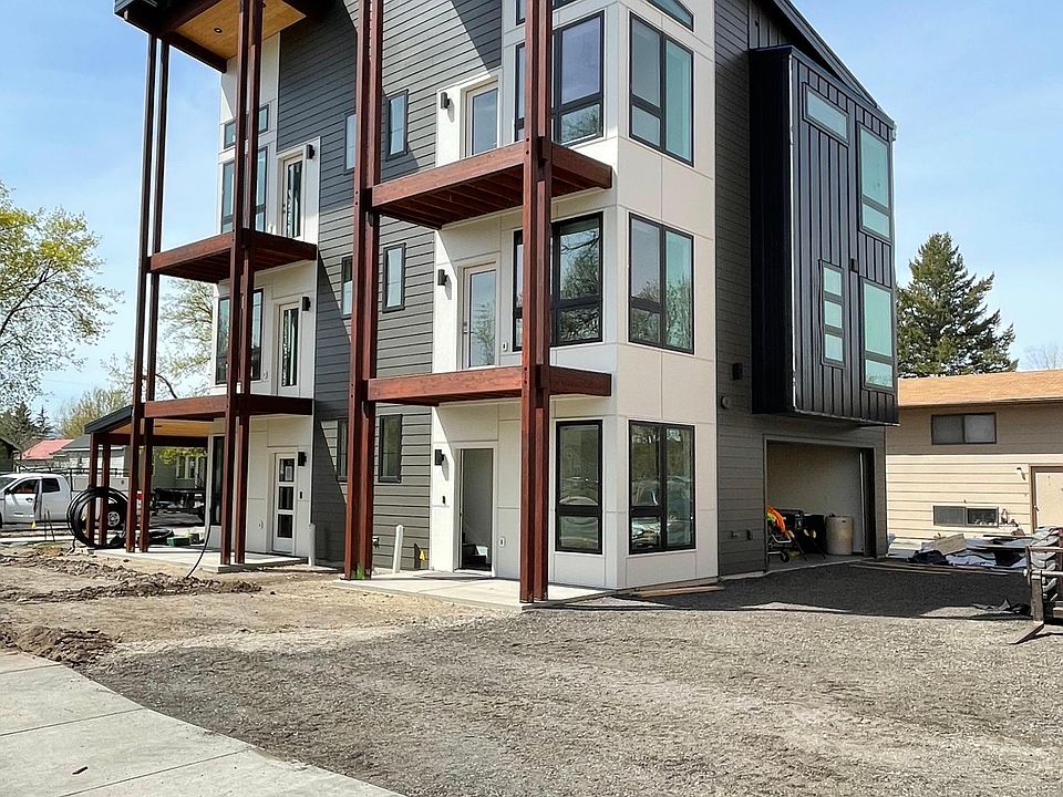 Exterior with Tuck Under Garage